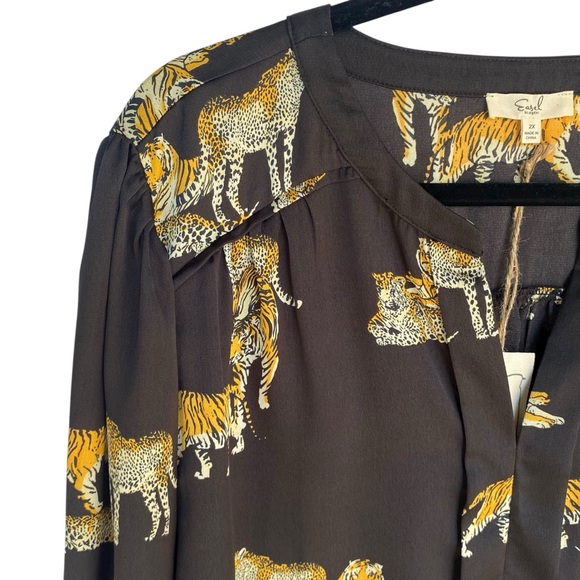 Easel Black Cheetah Tiger Print Long Sleeve Blouse Womens Plus Size 2X NWT Satin - Picture 5 of 12